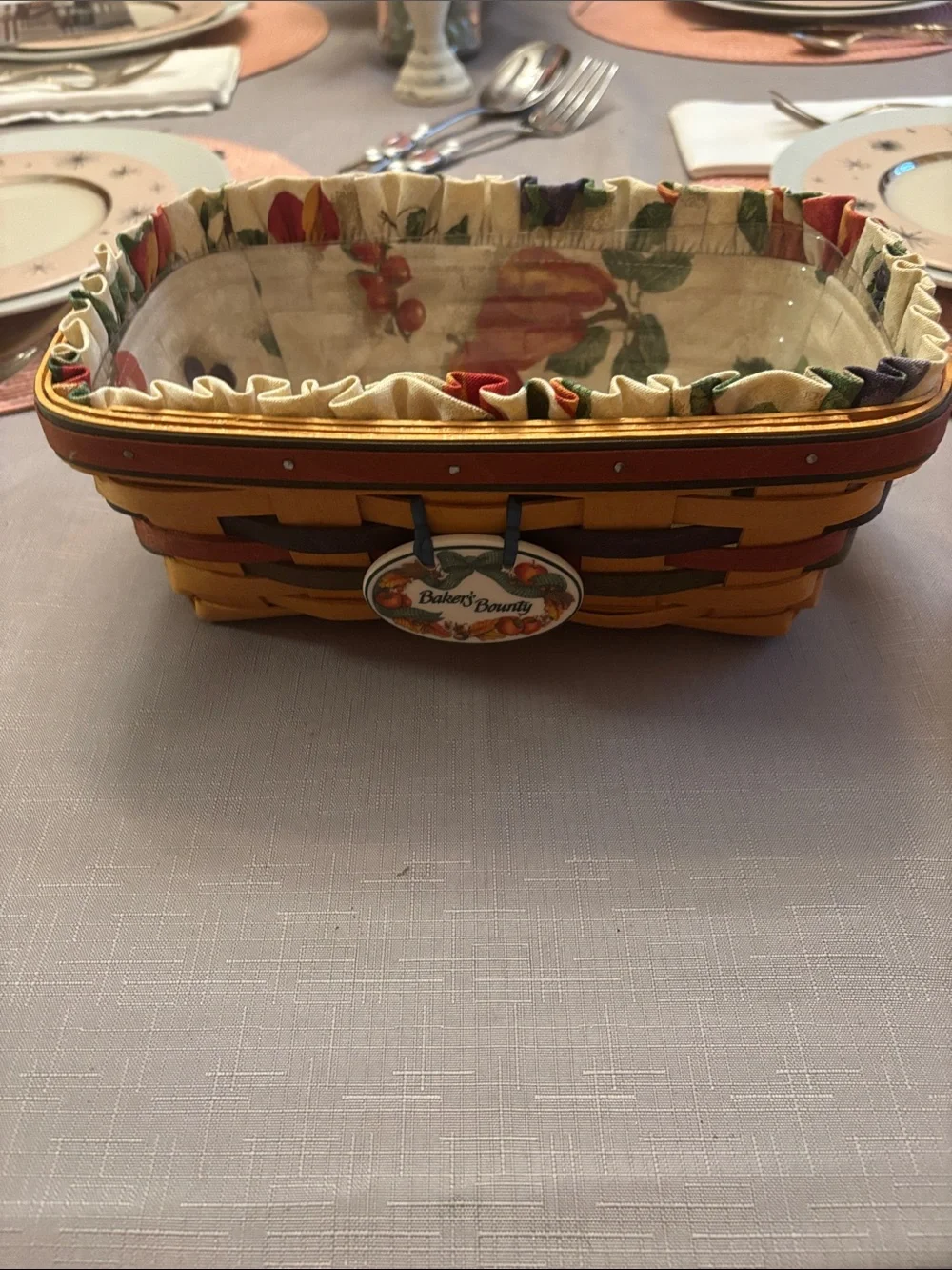 Longaberger 1998 Shades of Autumn Bakers Bounty Basket with Lid.